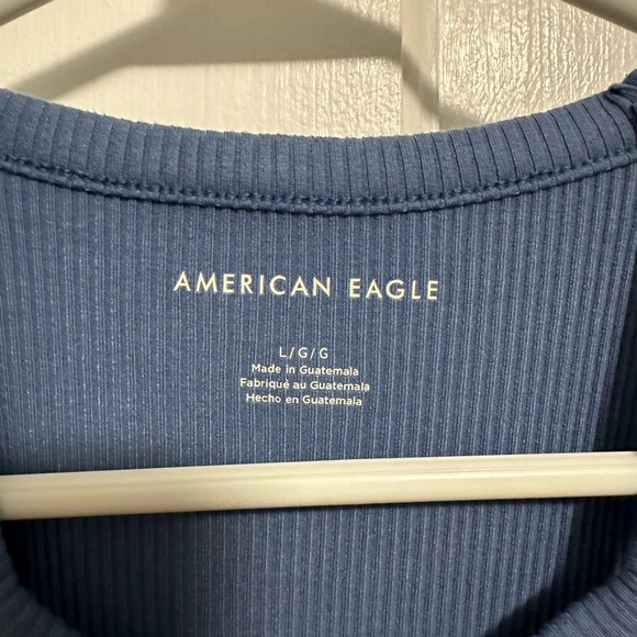 Tank with cutout - Picture 3 of 3